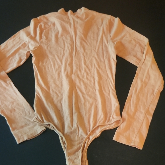 Bozzolo Gold Long Sleeve Bodysuit - Picture 6 of 6